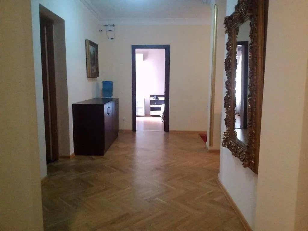 Hotel Agat 第比利斯